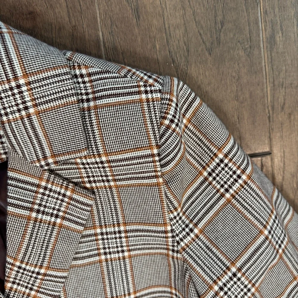 Urban Outfitters Double-Breasted Plaid Blazer - Picture 7 of 15